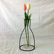 Load image into Gallery viewer, Hanging Glass Flower Vase