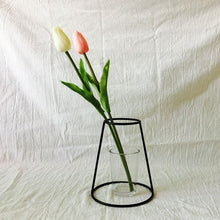 Load image into Gallery viewer, Hanging Glass Flower Vase