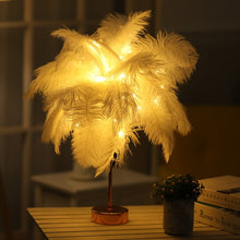 Load image into Gallery viewer, Natural Ostrich Feather Lamp